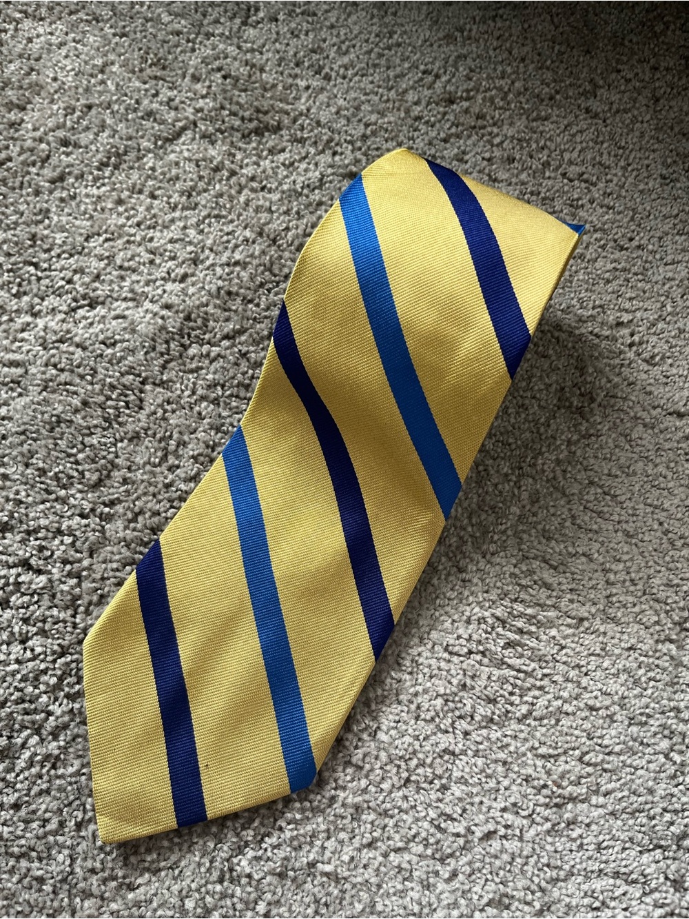 Brooks Brothers - Silk Yellow Tie with Blue Stripes